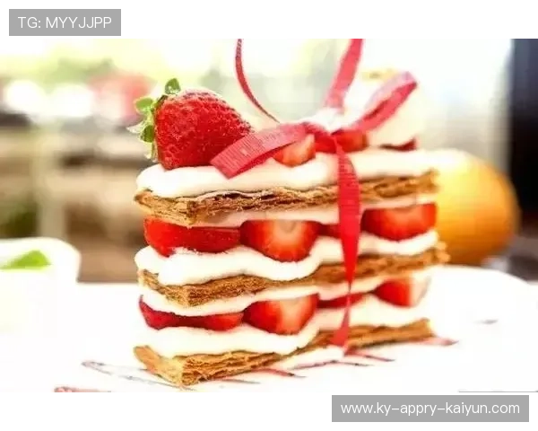 马拉多纳纪念版那不勒斯海洋蓝酥皮派层叠蛋糕的艺术与味觉完美融合